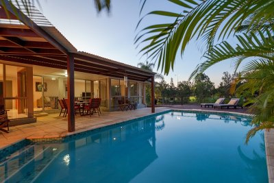 Y48V02 Reef Series™ Pool Mosaic Tiles