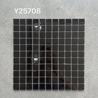 Y25708 Small Square Mosaic™