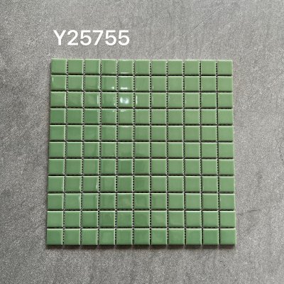 Y25755 Small Square Mosaic™