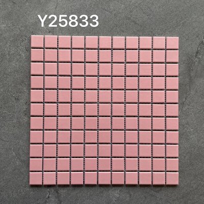 Y25833 Small Square Mosaic™