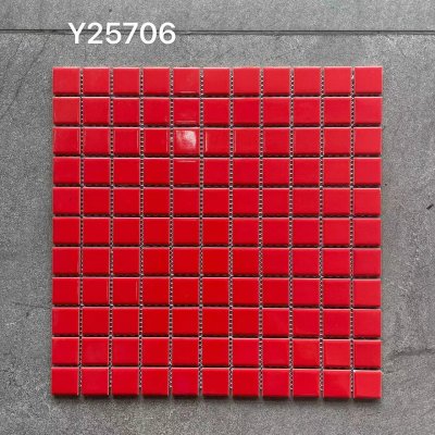Y25706 Small Square Mosaic™