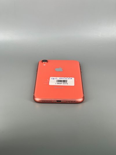 Used iPhone XR 256GB Coral