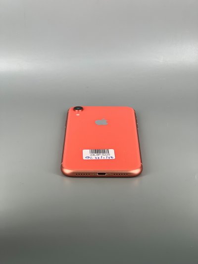 Used iPhone XR 128GB Coral