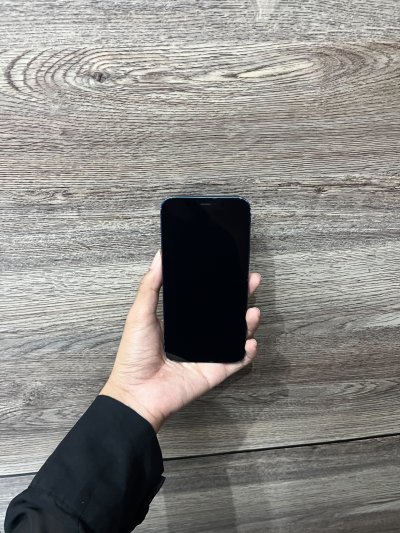 Used iPhone 12 64GB Blue