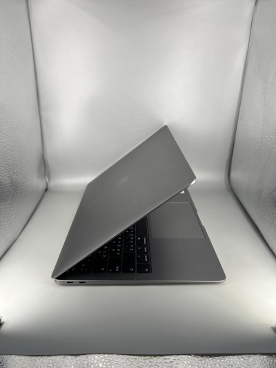 MacBook Air 13-inch Core i5 1.6GHz RAM 8GB SSD 128GB 2019 Space Gray