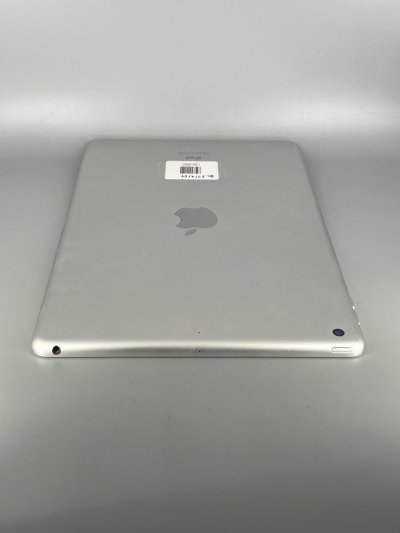 Used iPad Gen 8 128GB Wi-Fi - Silver