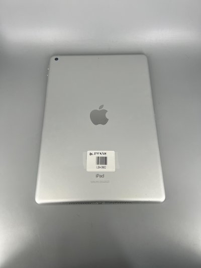 Used iPad Gen 8 128GB Wi-Fi - Silver