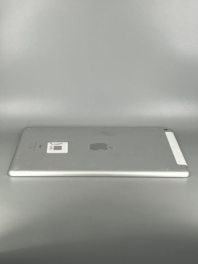 Used iPad gen 6 Cellular 128GB - Silver