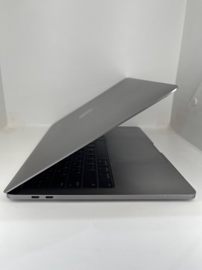 Used MacBook Pro (13-inch, 2017, Four Thunderbolt 3 Ports) - Space Gray