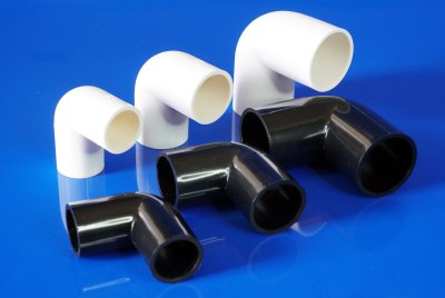 ข้อต่อโค้ง (Type EC) Bending Coupling ขนาด 16-32mm สีขาวและดำ แบรนด์ PRI