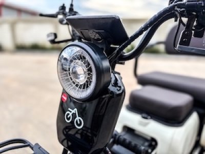 solos lx30 electric tricycle 600W removable battery made in thailand-lights-s solos lx30 electric tricycle 600W removable battery made in thailand-lights-s