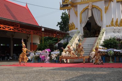 ดอกไม้หน้าศพ จัดหน้าโลงศพ จัดดอกไม้หน้าหีบ