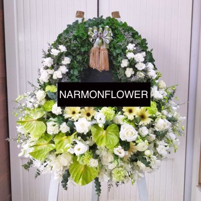 พวงมาลาสถาบันการศึกษา หรือหน่วยงานต่างๆ