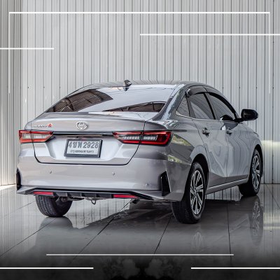 TOYOTA YARIS ATIV, 1.2 PREMIUM LUXURY ปี 2023 สีเทา โฉม ปี22-ปัจจุบัน