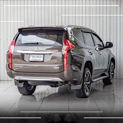MITSUBISHI PAJERO, SPORT 2.4 GT Premium 4WD ปี 2016 สีน้ำตาล รถVat. โฉม ปี15-ปัจจุบัน