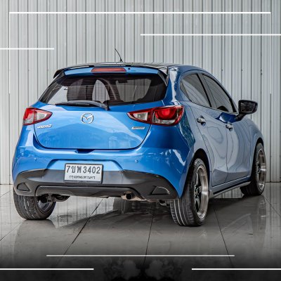 MAZDA2, 1.3 Sports High ปี 2015 สีน้ำเงิน  โฉม ปี14-ปัจจุบัน 5Dr