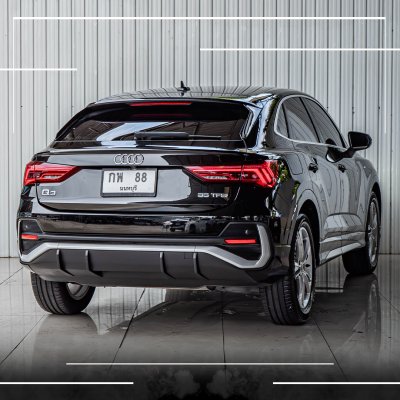 AUDI Q3, 1.4 35 TFSI SPORTBACK S LINE ปี 2022 สีดำ โฉม ปี12-ปัจจุบัน