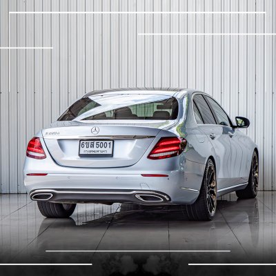 BENZ E-CLASS, E220d 2.0 EXCLUSIVE 2016 สีเทา โฉม W213 ปี16-24
