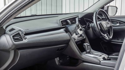 HONDA CIVIC, 1.8 EL ปี 2017 สีเทา โฉม FC-FK ปี16-21