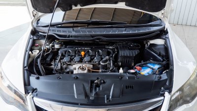 HONDA CIVIC, 1.8 S 2010 A/T สีขาวโฉม FD ปี05-12