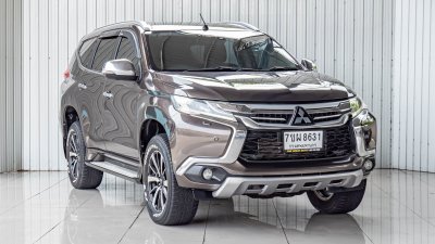 MITSUBISHI PAJERO, SPORT 2.4 GT Premium 4WD ปี 2016 สีน้ำตาล รถVat. โฉม ปี15-ปัจจุบัน