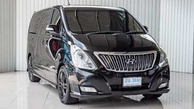 HYUNDAI H1, ELITE ปี 2015 สีดำ  โฉม ปี08-18