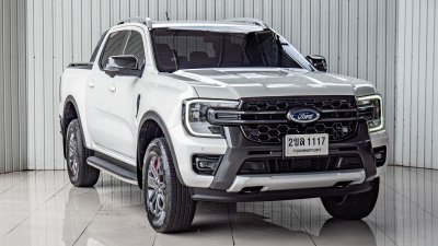 FORD RANGER, 2.0 BI-TURBO WILDTRAK ปี 2023 สีขาวโฉม HI-RIDER DOUBLE CAB
