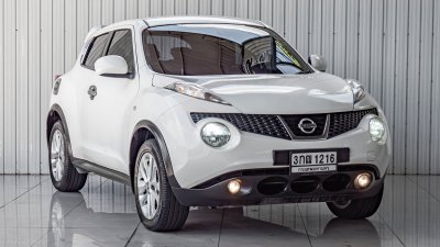 NISSAN JUKE, 1.6 V ปี 2014 สีขาว โฉม ปี10-ปัจจุบัน