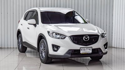 MAZDA CX-5, 2.0 SP ปี 2014 โฉม ปี13-ปัจจุบัน เบนชิน สีขาว เกียร์ AUTO ไมล์เพียง 317,520 km.