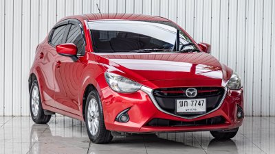 MAZDA2, 1.3 Sports High Plus ปี 2015 สีแดง โฉม ปี14-ปัจจุบัน 5Dr