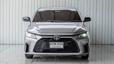 TOYOTA YARIS ATIV, 1.2 PREMIUM LUXURY ปี 2023 สีเทา โฉม ปี22-ปัจจุบัน