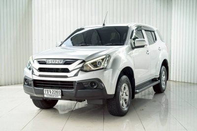 ISUZU MU-X, 1.9 (CD) ปี 2020 เกียร์AT สีเทาโฉม ปี13-20