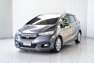 HONDA JAZZ, 1.5 i-VTEC V+ ปี 2017 สีเทา โฉม ปี14-ปัจจุบัน