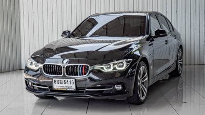 BMW SERIES 3, 330e sport ปี 2018 โฉม F30 ปี12-20 สีดำ เกียร์ Auto เครื่องยนต์ เบนซิน + ไฟฟ้า เลขไมล์เพียง 158,286 Km.