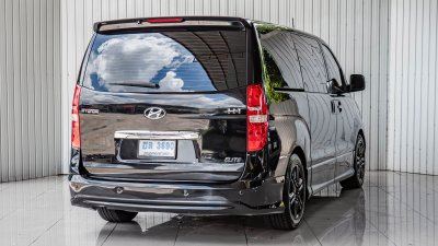HYUNDAI H1, ELITE ปี 2015 สีดำ  โฉม ปี08-18