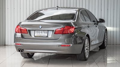 BMW SERIES 5, 528i LUXURY ปี 2014 สีเทา เกียร์ A/T  โฉม F10 ปี10-17