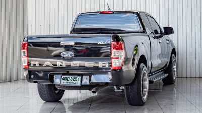 FORD RANGER, 2.2 XLT ปี 2020 สีดำโฉม HI-RIDER OPEN CAB