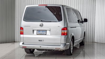 VOLKSWAGEN CARAVELLE, 3.2 V6 ปี 2008 โฉม ปี06-ปัจจุบัน เกียร์ Auto ทิปโทรนิค เดินหน้า 6 speed สีเทา เครื่องยนต์ เบนซิน ไมล์ 262,205 km