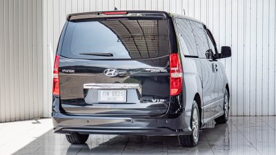 HYUNDAI H1, ELITE ปี 2014 สีดำ โฉม ปี08-18