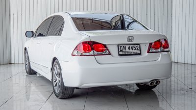 HONDA CIVIC, 1.8 S 2010 A/T สีขาวโฉม FD ปี05-12