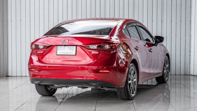 MAZDA3, 2.0 S ปี 2019 จด 2020 สีแดง โฉม ปี14-19 4Dr