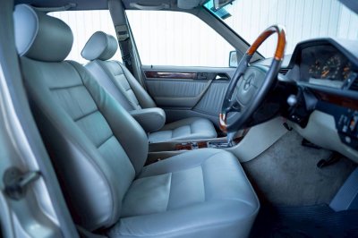 Benz 220E code B ปี 1993