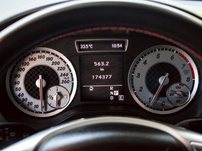 Benz A250 AMG Sport 2.0 W176 Sport Hatchback ปี 2013 โฉม ปี 12-19 สีขาว เครื่องยนต์ เบนซิน เกียร์ AUTO ไมล์ 174,377 km.