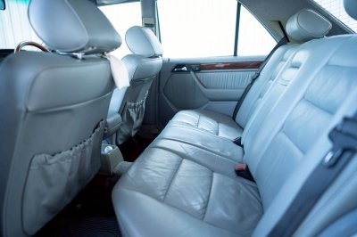 Benz 220E code B ปี 1993