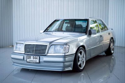 Benz 220E code B ปี 1993
