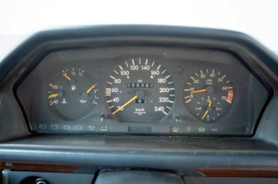 Benz E220 w124 code C ปี 1995