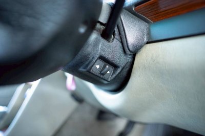 Benz 220E code B ปี 1993