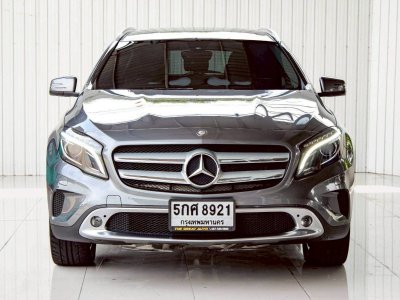 BENZ GLA-CLASS 200 ปี 2017 โฉม W156 ปี14-20 สีเทา เครื่องยนต์ เบนซิน เกียร์AUTO ไมล์ 116,496 km.