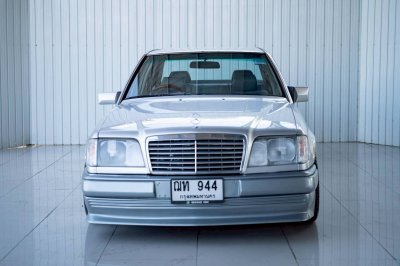 Benz 220E code B ปี 1993