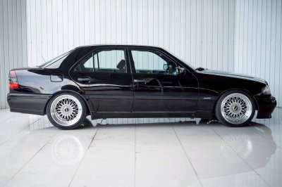 Benz C200 Esprit. W202 ปี 1994 (ภายในแดง น้อยมากในไทย)